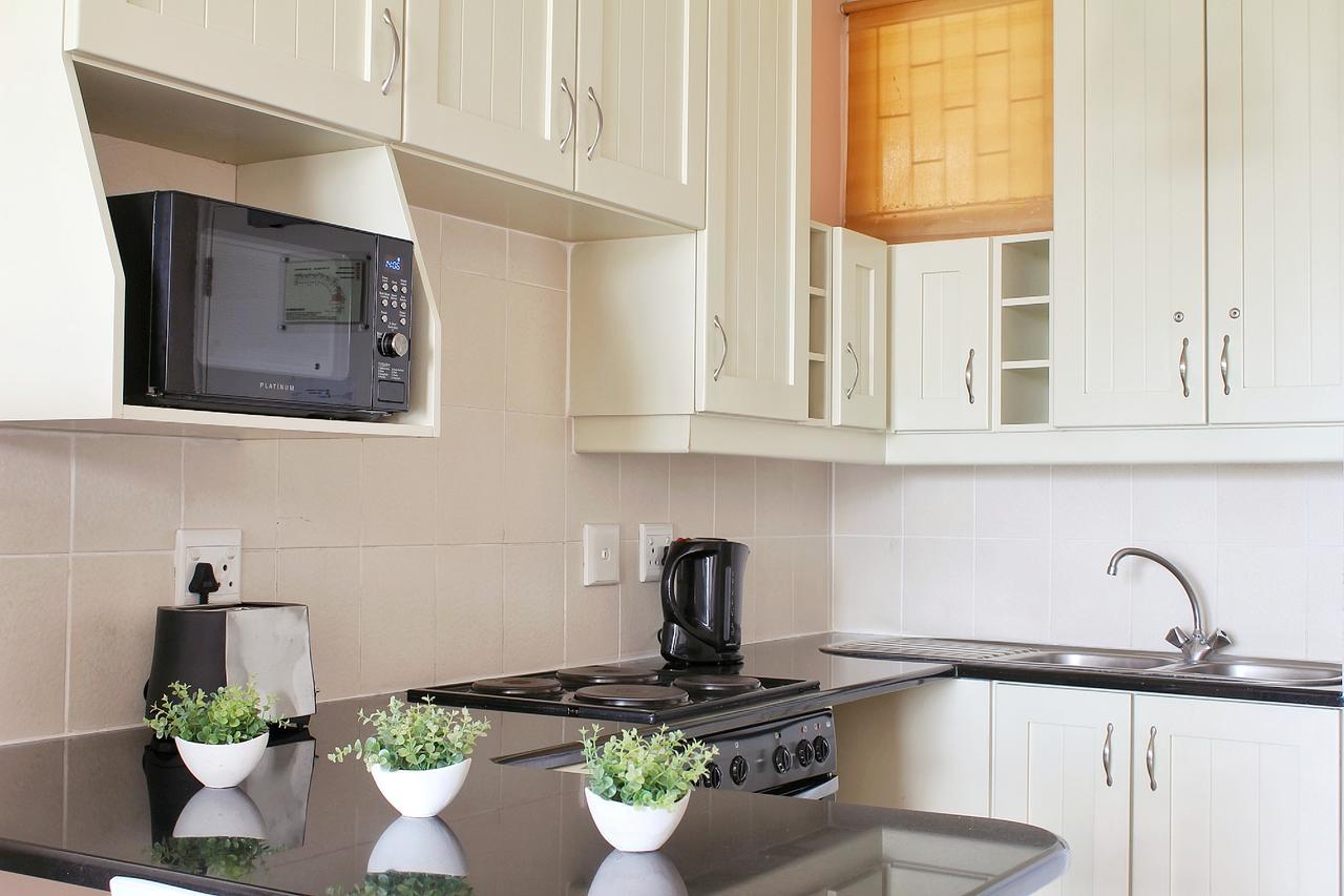 Br4 R19 Apartment Дърбан Екстериор снимка