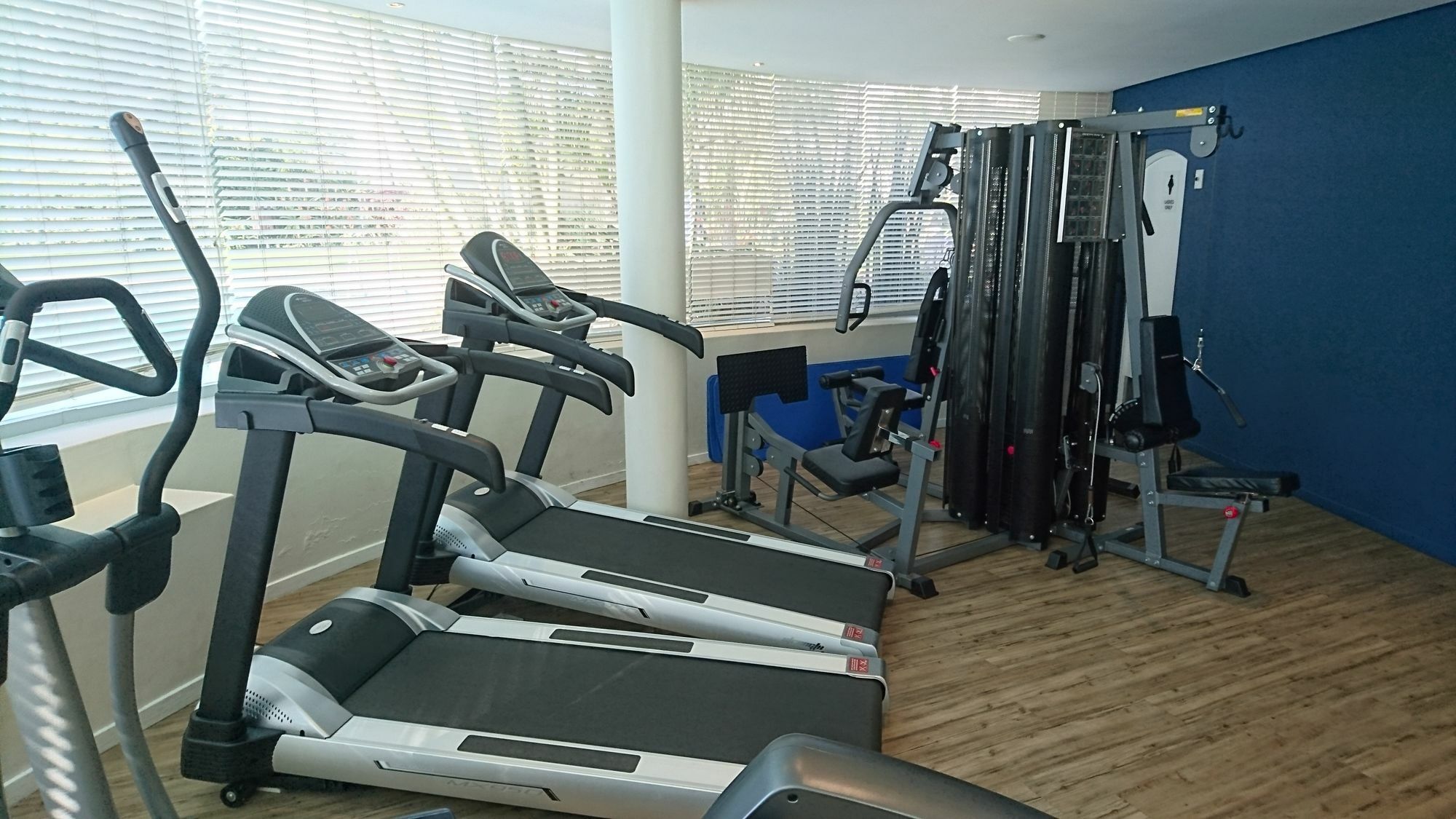 Br4 R19 Apartment Дърбан Екстериор снимка