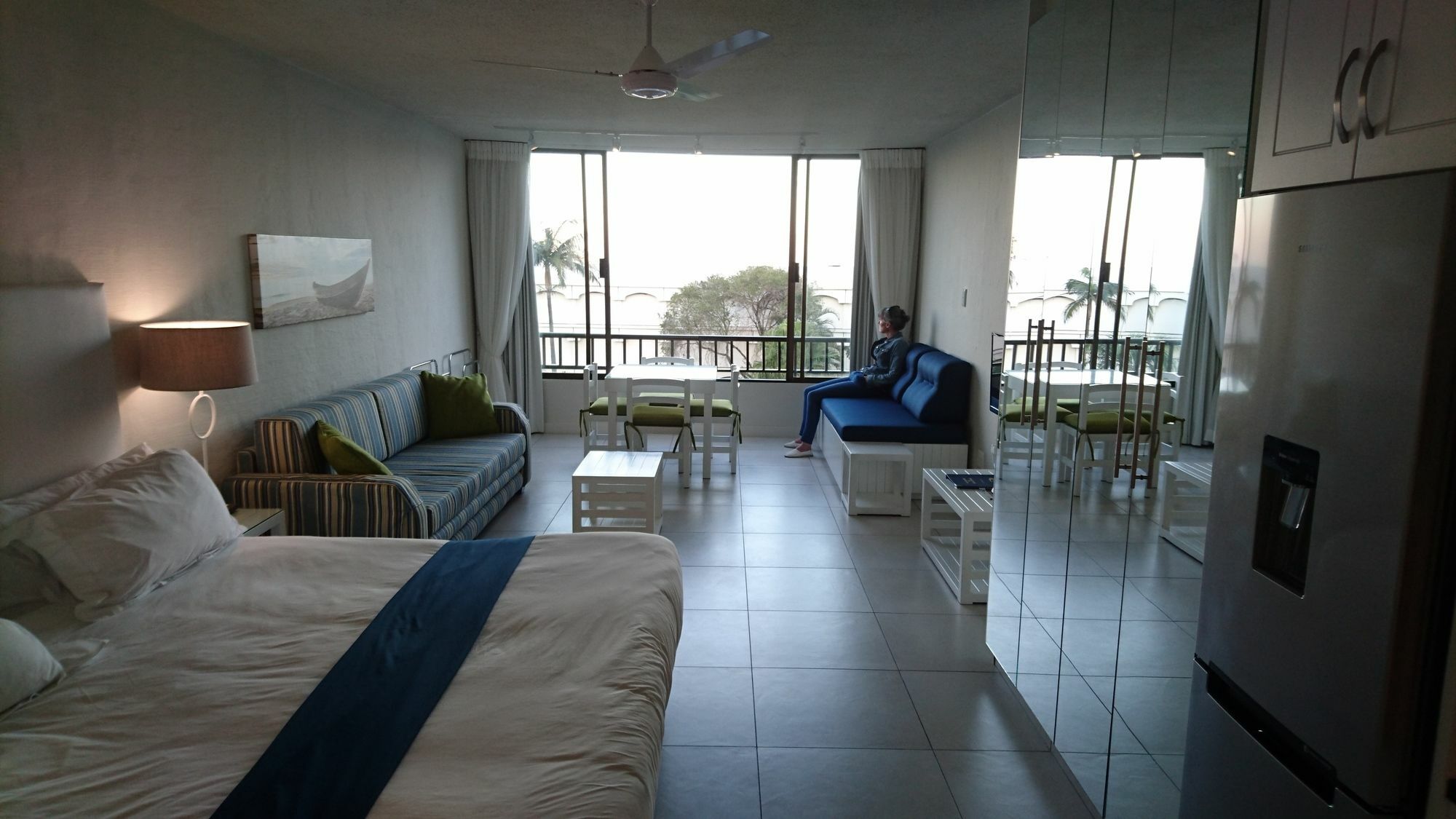 Br4 R19 Apartment Дърбан Екстериор снимка
