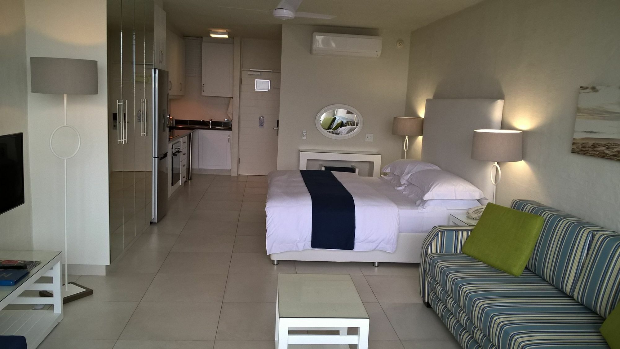 Br4 R19 Apartment Дърбан Екстериор снимка